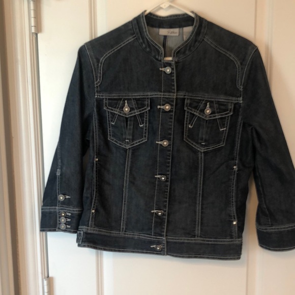 Chicos denim jacket. 3/4 quarter sleeves. - Picture 1 of 3